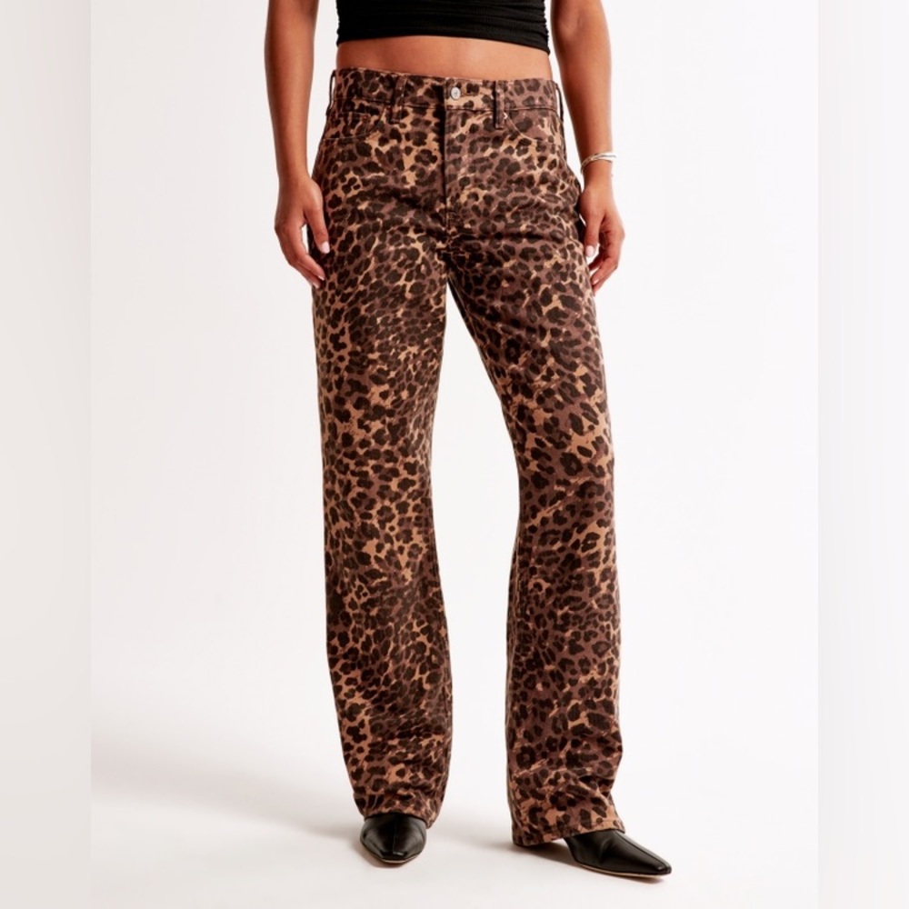 Abercrombie & Fitch Curve Love Mid Rise Baggy Jean